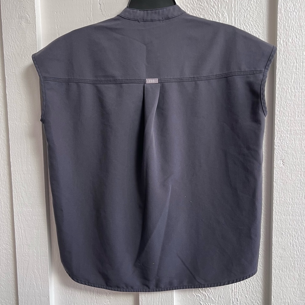 Women's Blake FREEX™ Relaxed Scrub Top - Grey XS - Picture 7 of 7